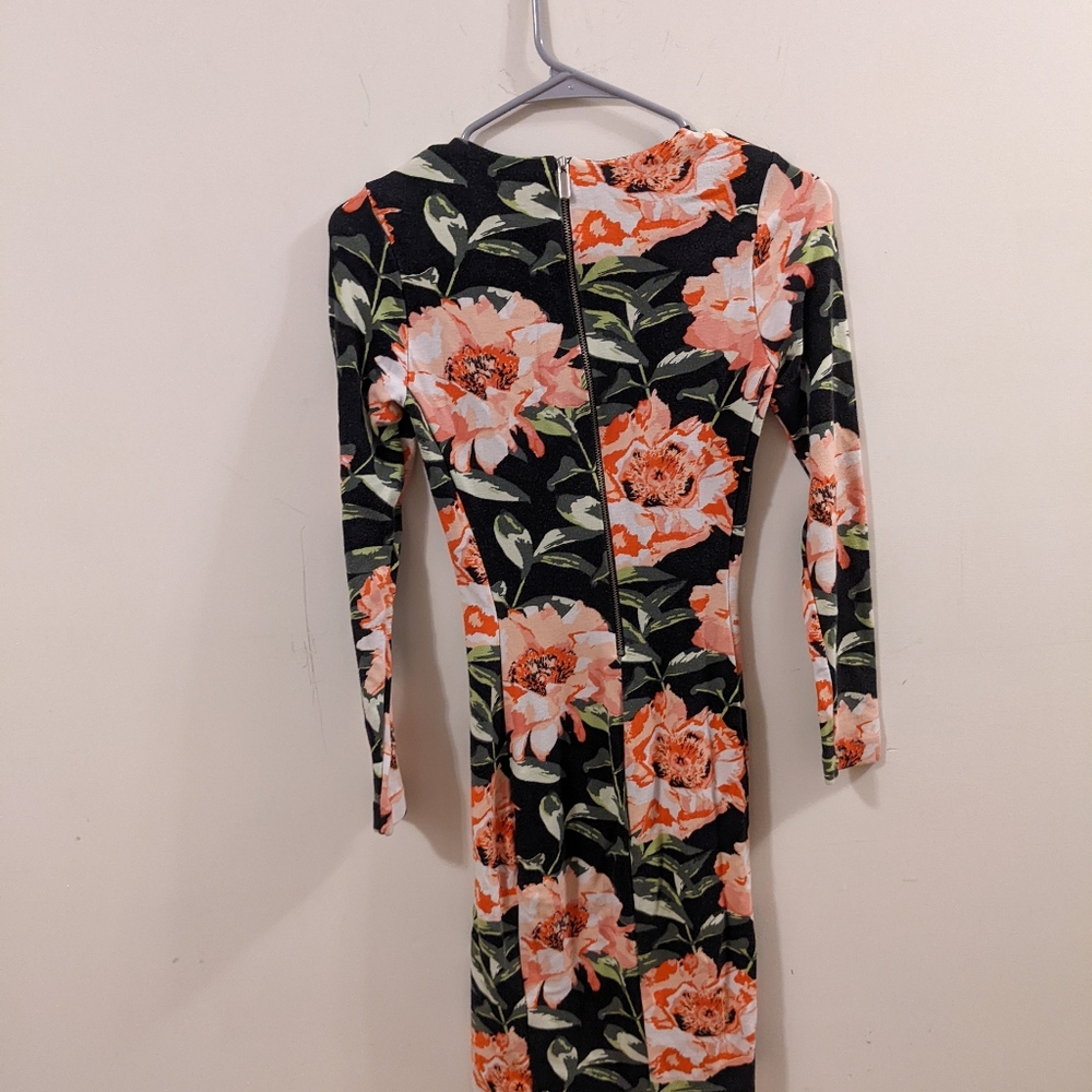 H&M Fitted Dress - Picture 3 of 5